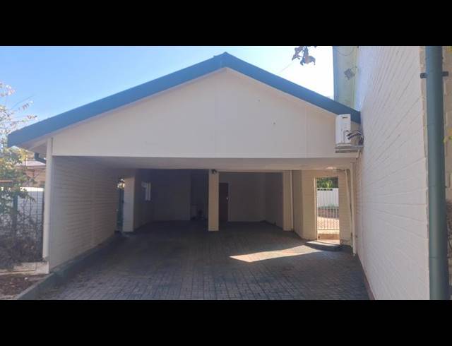 4 BEDROOM PROPERTY TO RENT IN MEYERHOF